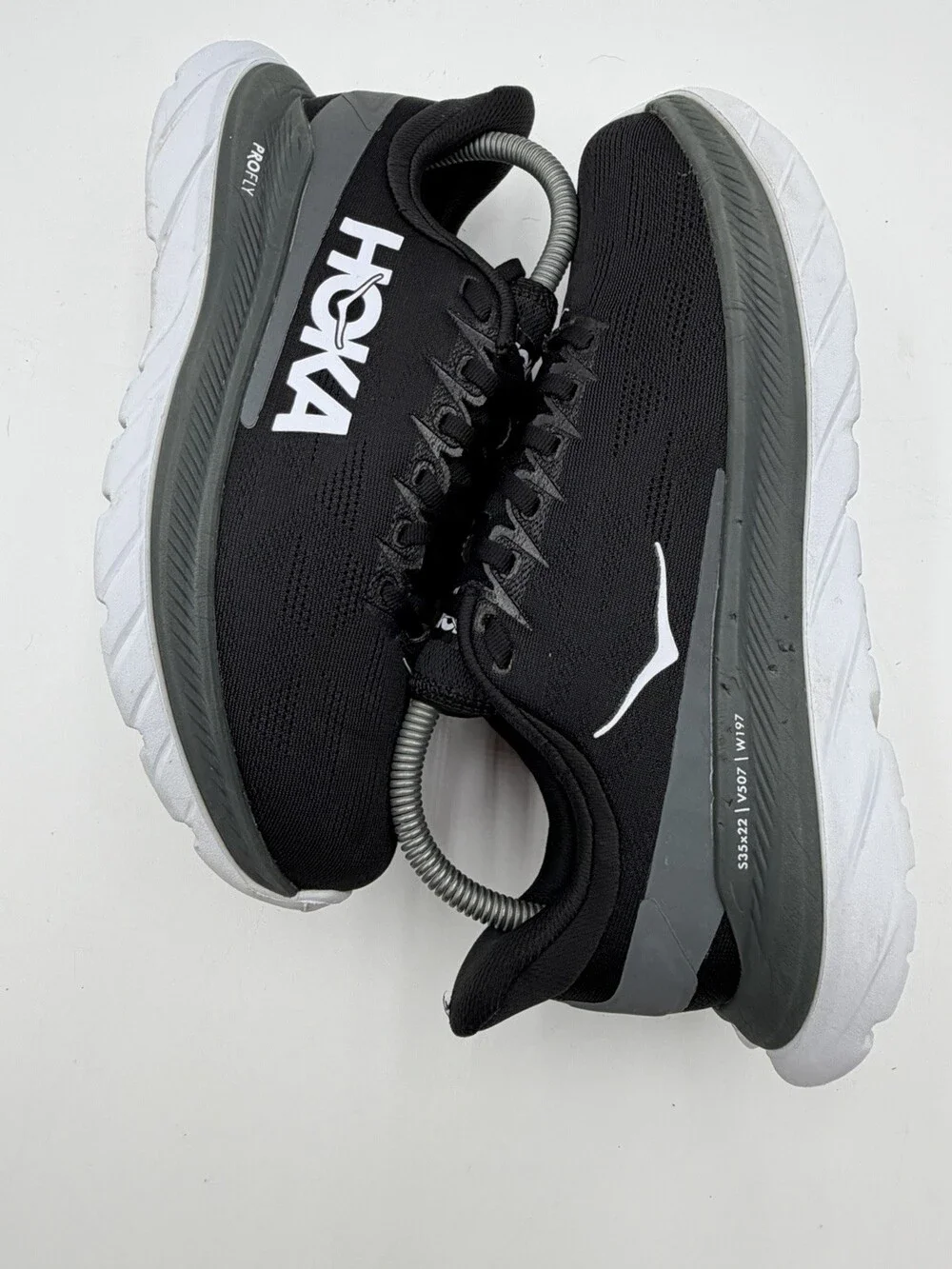 Hoka One One Mach 4 Shoes Women’s Size 8B Black Running Sneakers 1113529 BDSD
